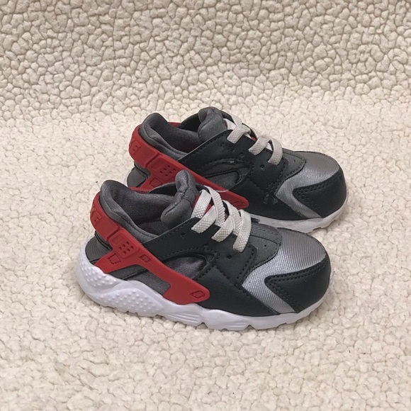 Nike Other - Nike Fashion Athletic Shoes
Toddler Boy or Girl Size 6
Smoke Free Home
Bundle &